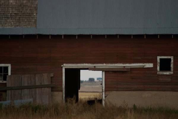Deserted-Barn.jpg