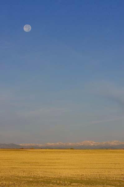 Moonset.jpg